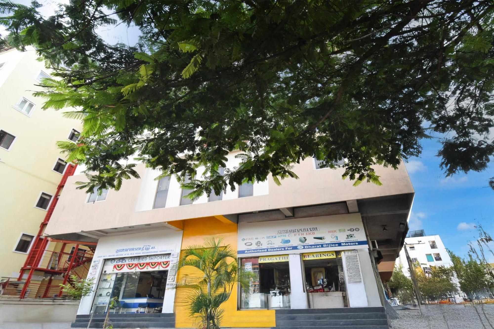 Hotel O Vaishnavi Residency Hyderabad Exterior photo