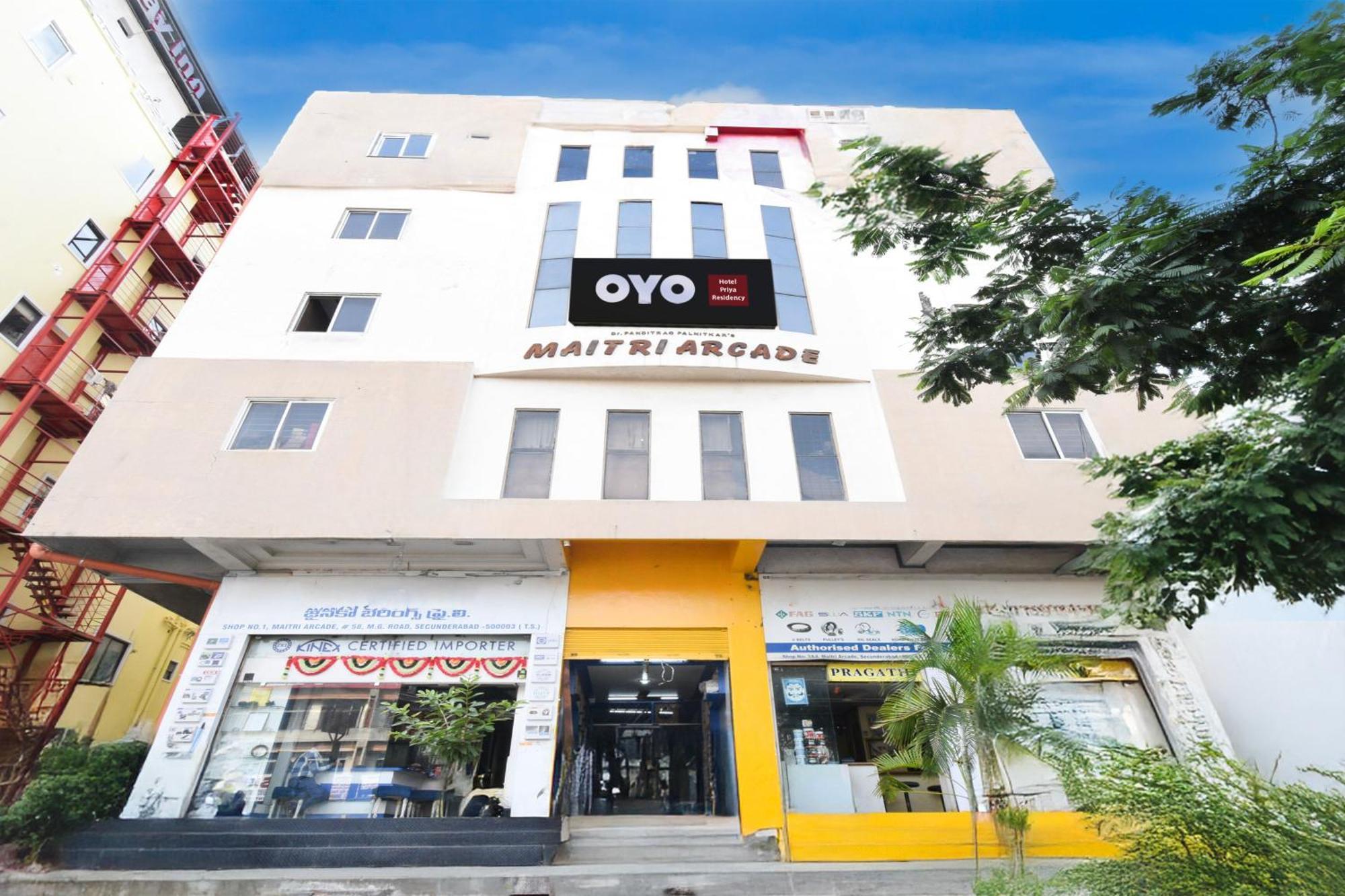 Hotel O Vaishnavi Residency Hyderabad Exterior photo